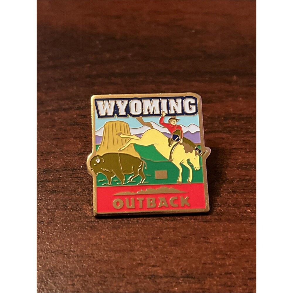Outback Steakhouse 50 States‎ Wyoming Lapel Hat Pin
